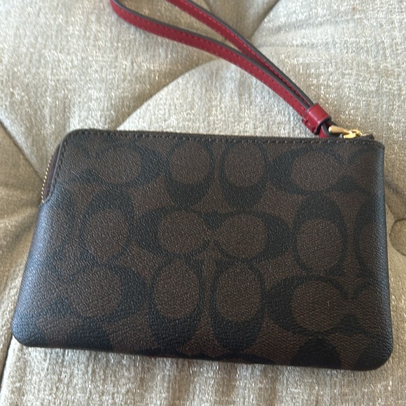 Coach wristlet 4 inches tall x 6 1/2 wide - Picture 2 of 4